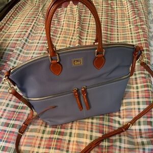 Dooney & Bourke satchel bag
